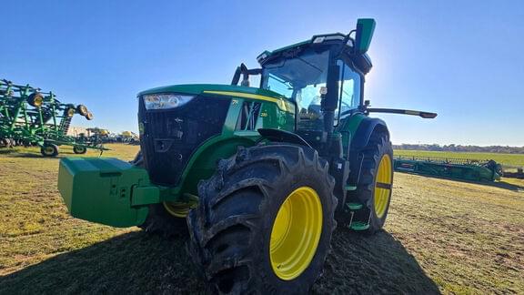 Image of John Deere 7R 230 equipment image 4