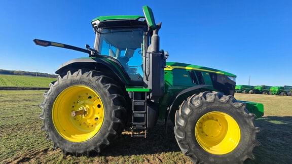 Image of John Deere 7R 230 equipment image 1