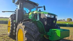 2023 John Deere 7R 230 Image