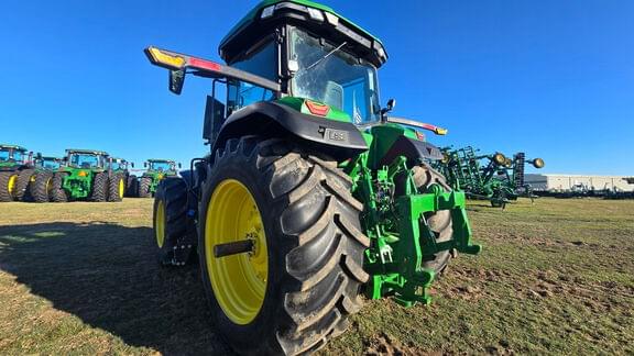 Image of John Deere 7R 230 equipment image 3