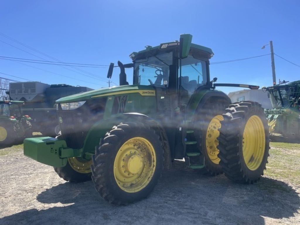 Main image John Deere 7R 230