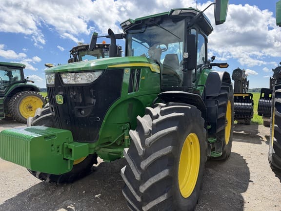 2023 John Deere 7R 230 Equipment Image0