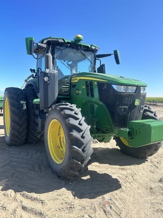 2023 John Deere 7R 230 Equipment Image0