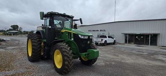 Image of John Deere 7R 230 equipment image 1