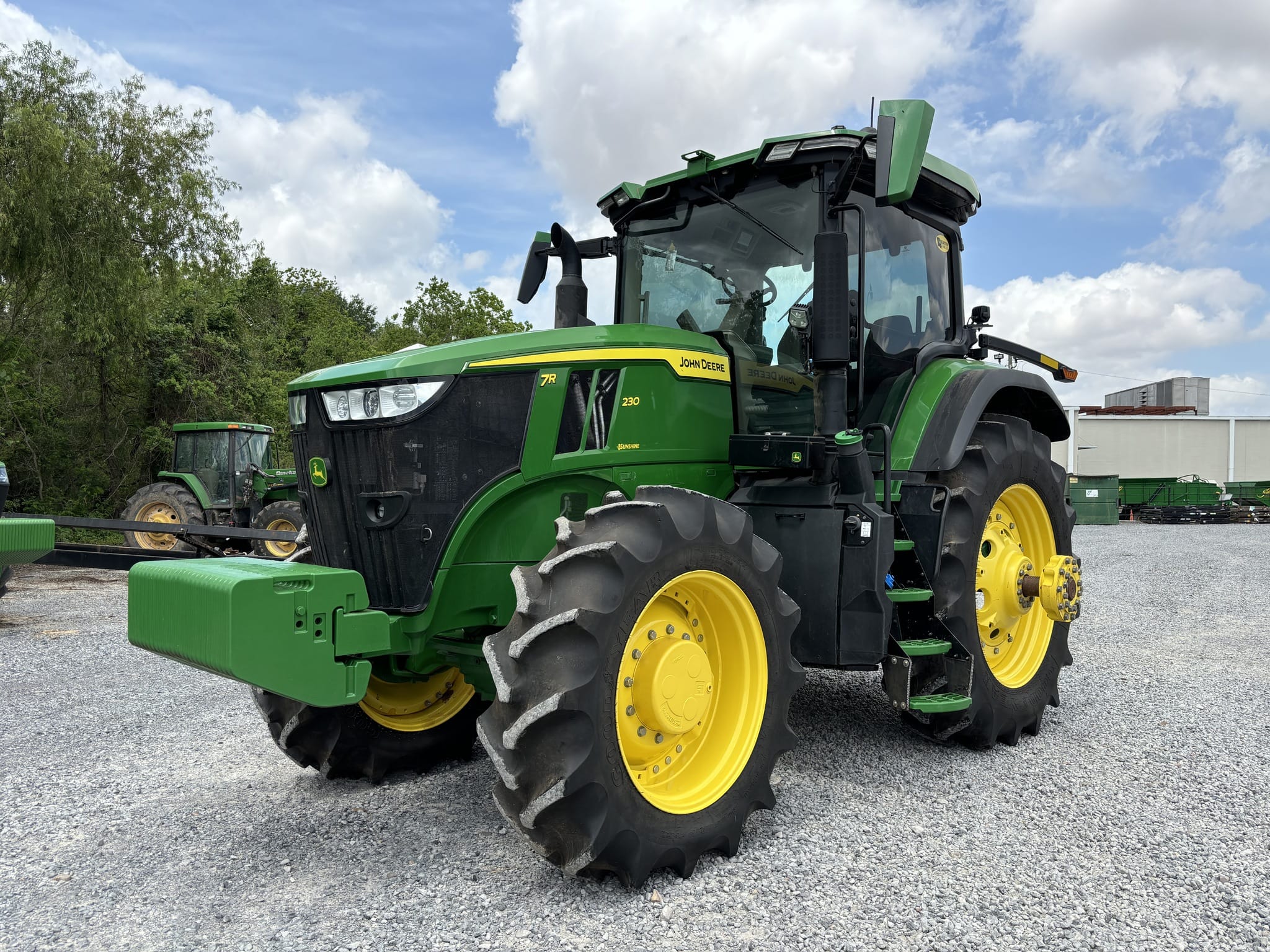 2023 John Deere 7R 230 Equipment Image0