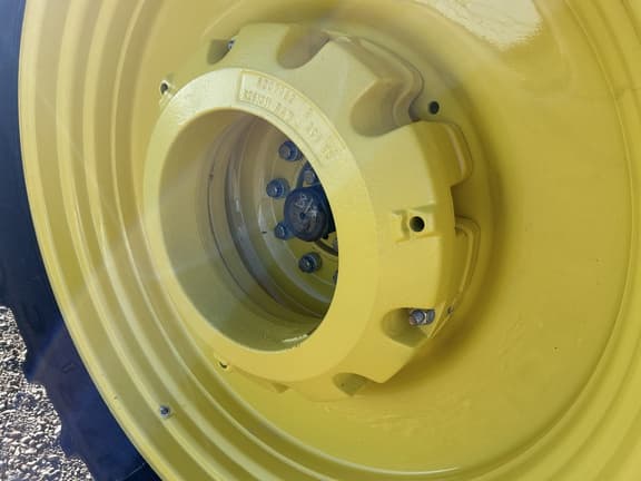 Image of John Deere 7R 230 equipment image 4