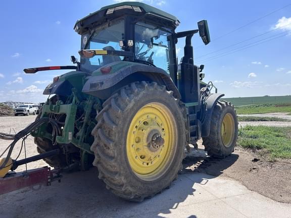 Image of John Deere 7R 230 equipment image 3