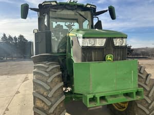 2023 John Deere 7R 230 Image