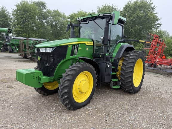 Image of John Deere 7R 230 equipment image 3