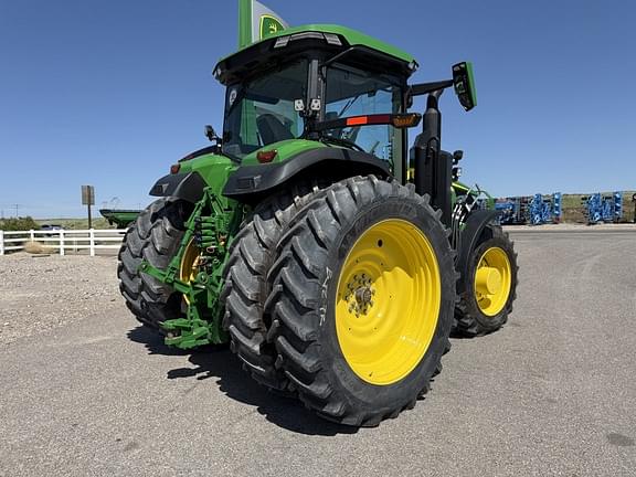 Image of John Deere 7R 230 equipment image 4