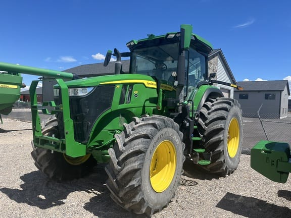 2023 John Deere 7R 230 Equipment Image0