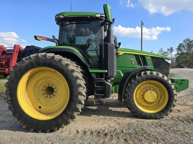 Image of John Deere 7R 230 equipment image 3