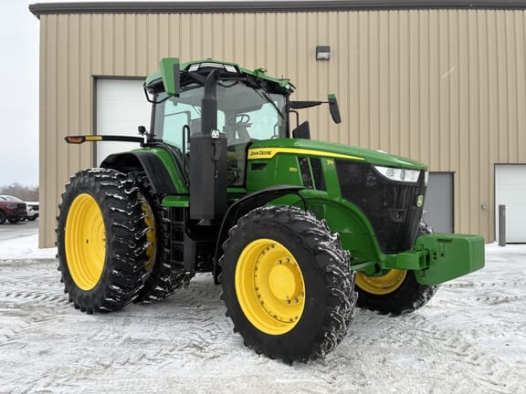 2023 John Deere 7R 250 Equipment Image0