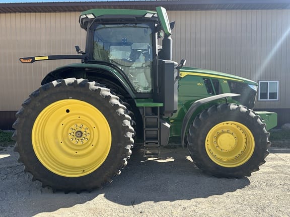 2023 John Deere 7R 250 Equipment Image0