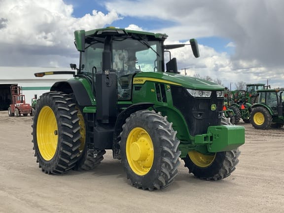 2024 John Deere 7R 250 Equipment Image0