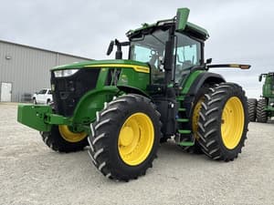 2023 John Deere 7R 250 Image