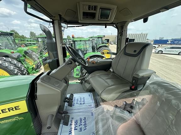 Image of John Deere 7R 250 equipment image 2