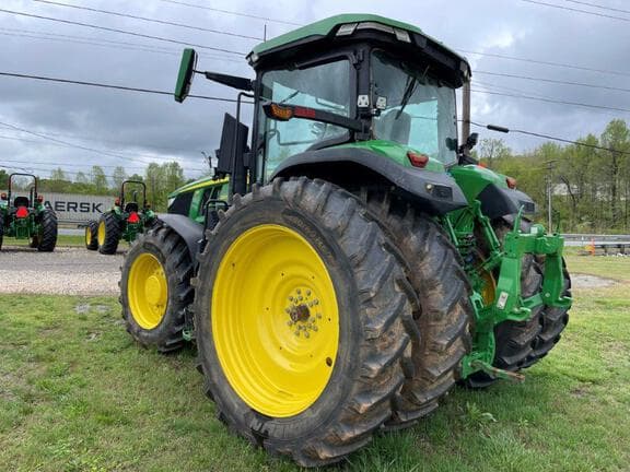 Image of John Deere 7R 250 equipment image 2