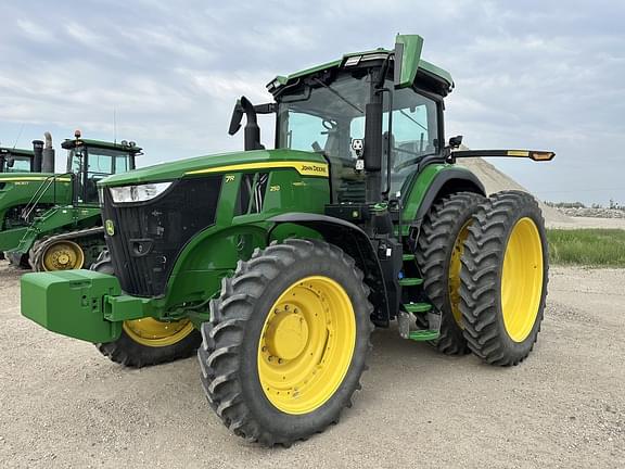 Image of John Deere 7R 250 equipment image 1