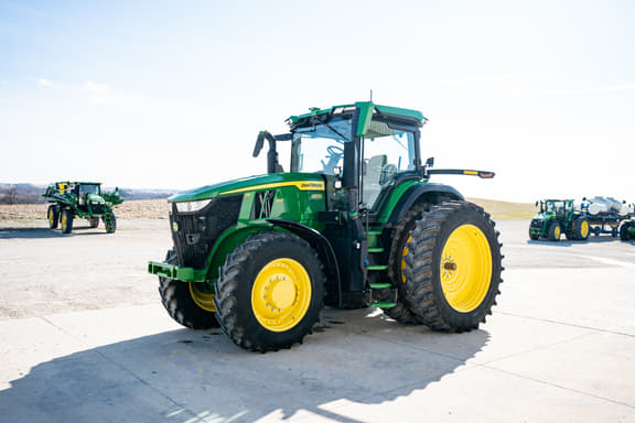 Image of John Deere 7R 250 Primary image