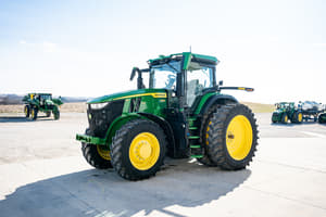 2023 John Deere 7R 250 Image