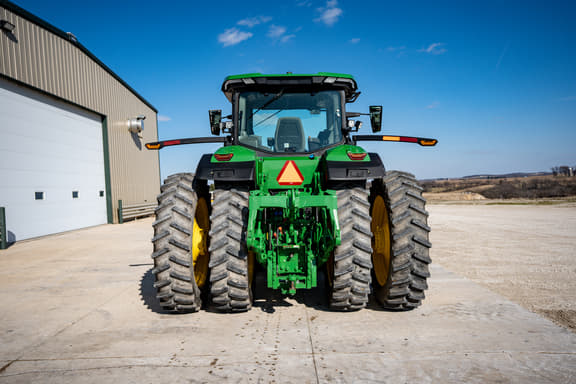 Image of John Deere 7R 250 equipment image 4