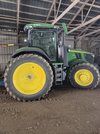Image of John Deere 7R 250 equipment image 2