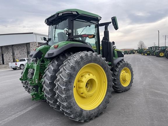 Image of John Deere 7R 250 equipment image 4