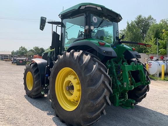 Image of John Deere 7R 270 equipment image 2