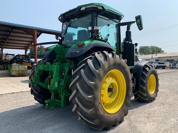 Image of John Deere 7R 270 equipment image 3