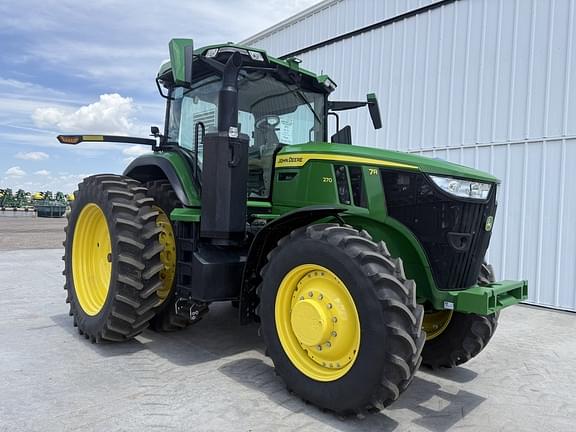 Image of John Deere 7R 270 equipment image 1