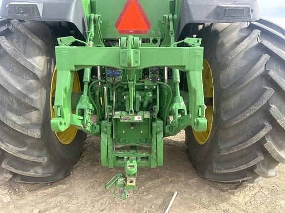 Image of John Deere 7R 270 equipment image 2