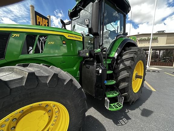 Image of John Deere 7R 270 equipment image 2