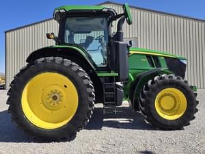 2023 John Deere 7R 290 Image
