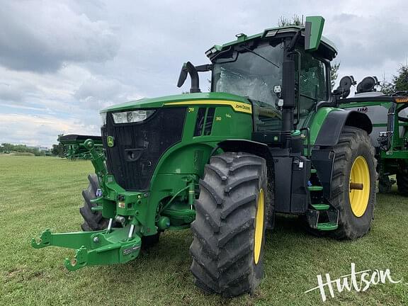 Image of John Deere 7R 310 equipment image 2