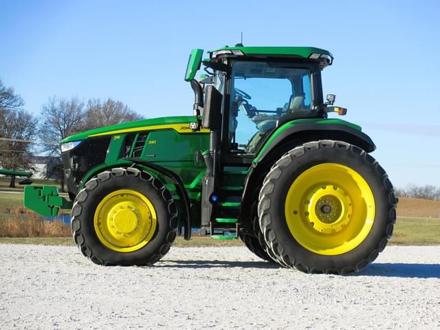 Image of John Deere 7R 310 equipment image 2