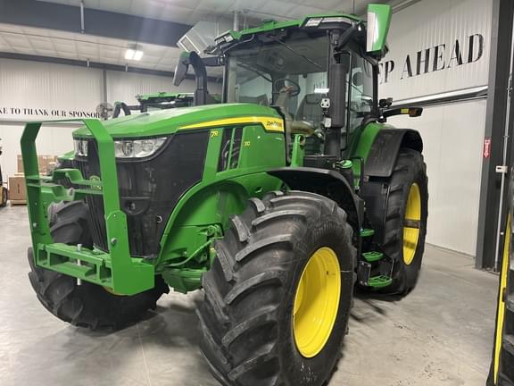 Image of John Deere 7R 310 equipment image 3