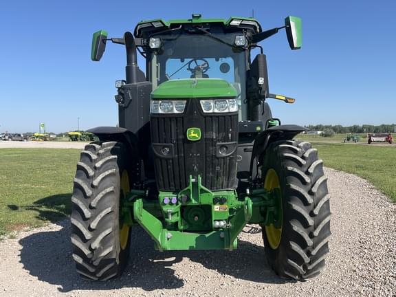 Image of John Deere 7R 310 equipment image 2
