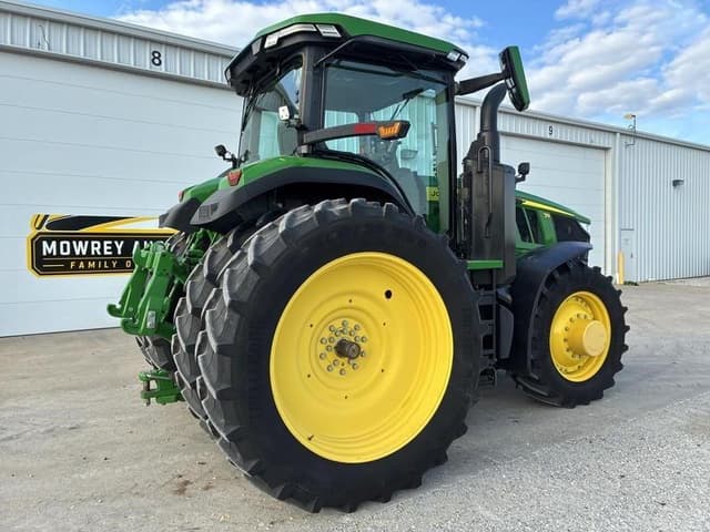 Image of John Deere 7R 330 equipment image 2
