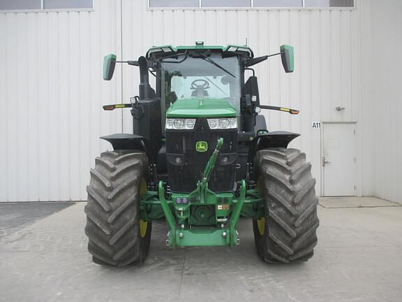 Image of John Deere 7R 350 equipment image 2