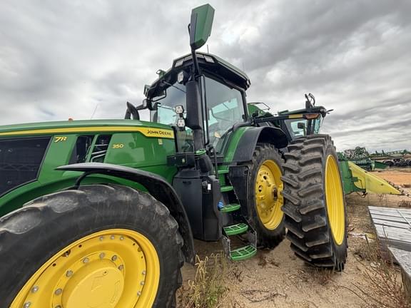 Image of John Deere 7R 350 equipment image 4
