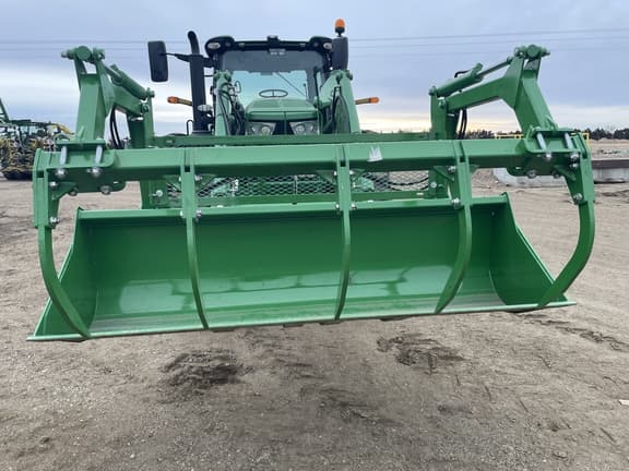 Image of John Deere Bucket Grapple equipment image 1