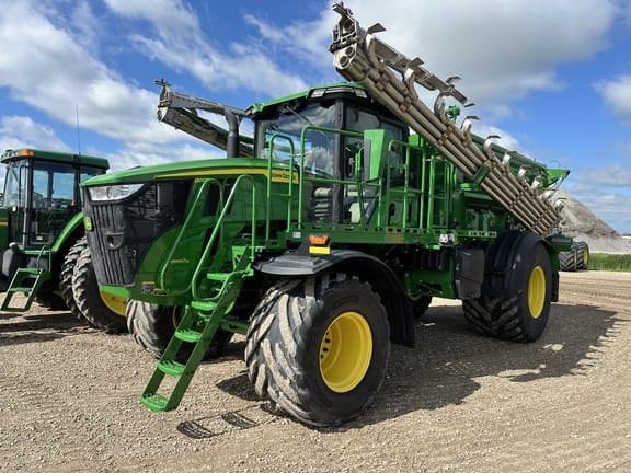 Main image John Deere 800R