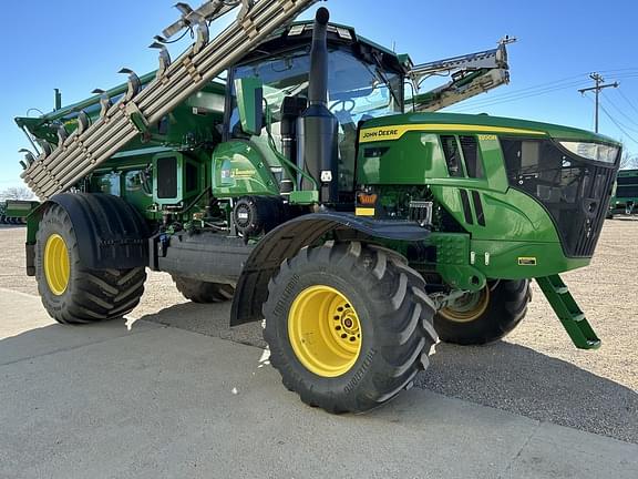 Image of John Deere 800R equipment image 2