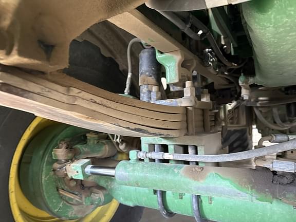 Image of John Deere 800R equipment image 2