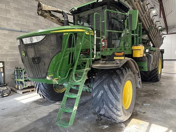 Image of John Deere 800R equipment image 4