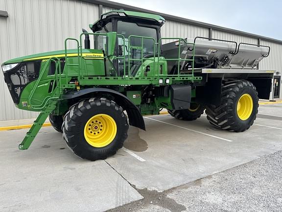 Image of John Deere 800R equipment image 3