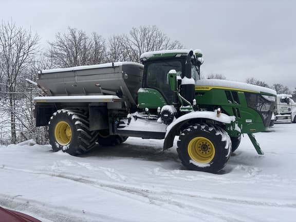 Image of John Deere 800R equipment image 1