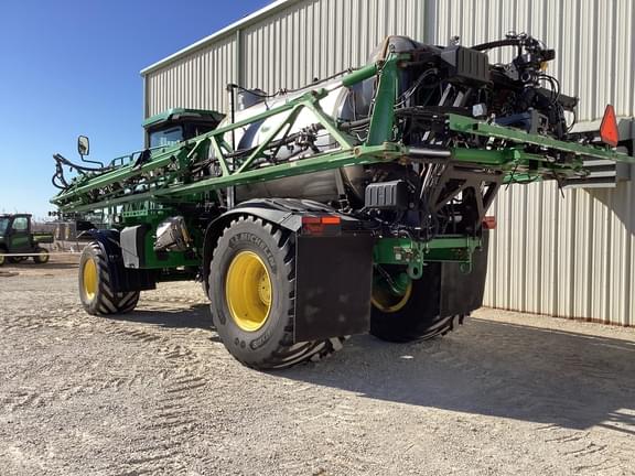 Image of John Deere 800R equipment image 2