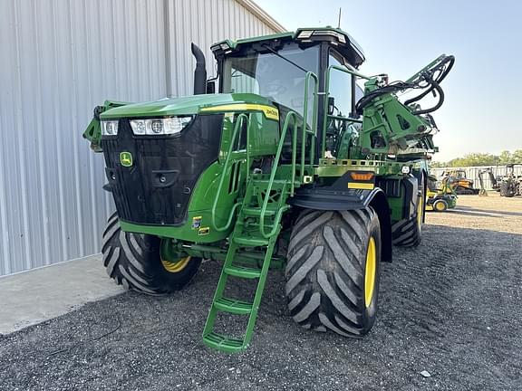 Image of John Deere 800R equipment image 4